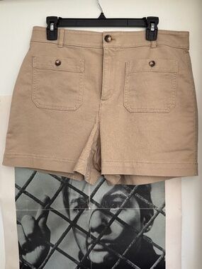 NWT LOFT The Palmer Khaki High Rise Shorts Size 10 Curvy